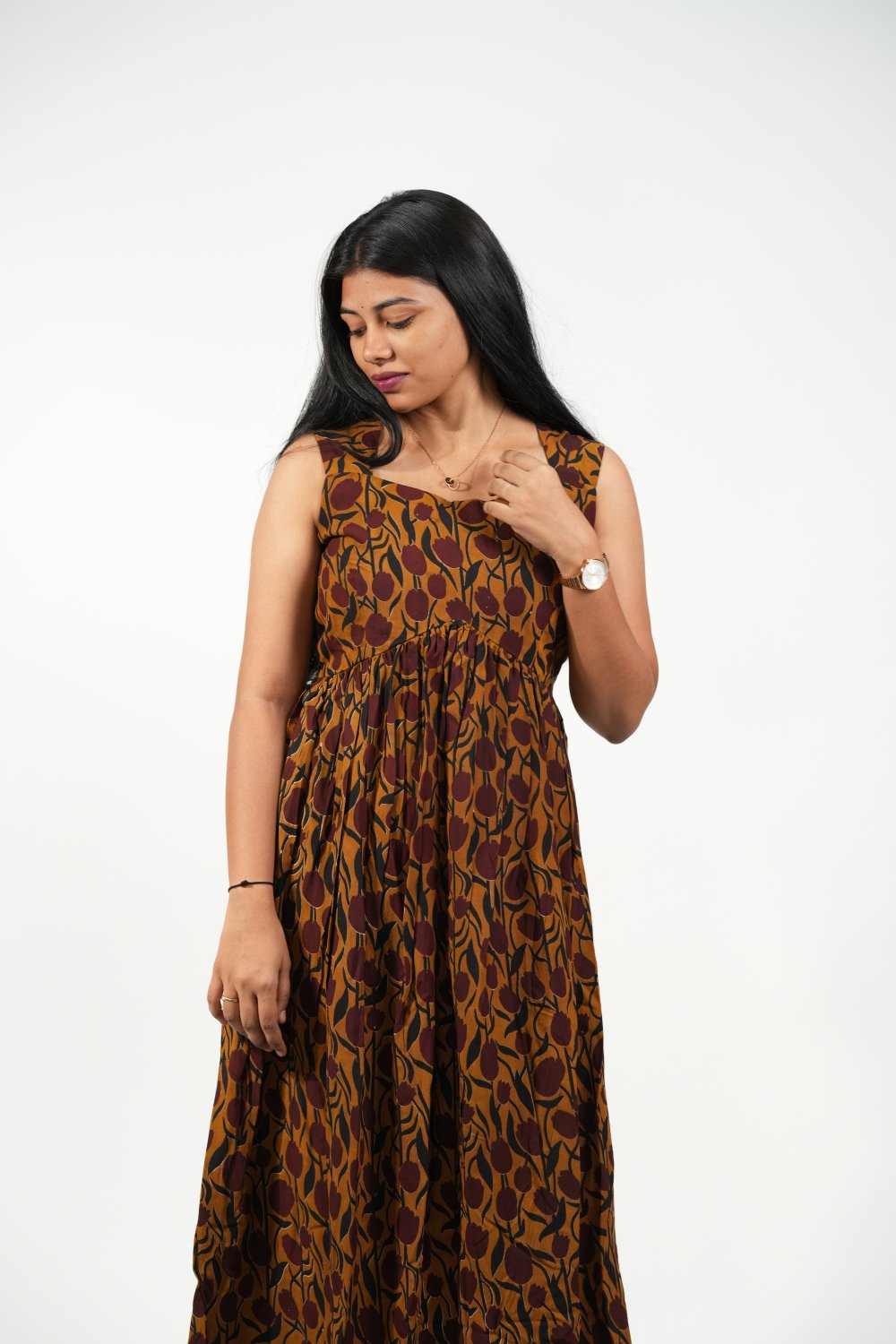 Caphands Alia-Cut Dress (Brown - Maroon Floral)
